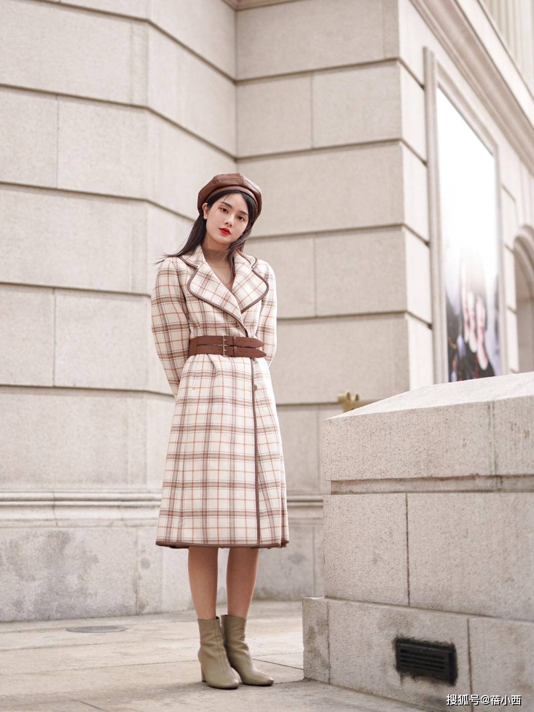 美眉 身高160cm左右的普通人，穿“大衣”要注意细节，才能显高又显瘦