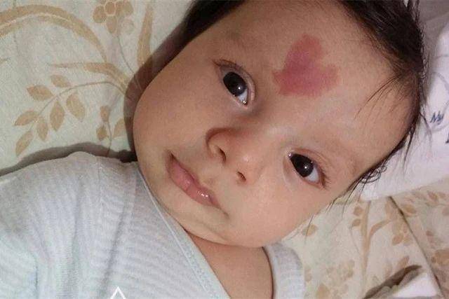 婴儿几个月才会爬最正确 70a83e190dbe406db27ff3113355315c.jpeg