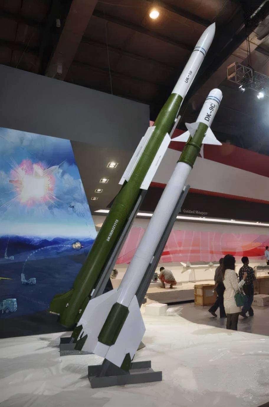 中国天龙-50防空导弹系统,被摩洛哥官方专题报道_雷达_军迷_制导