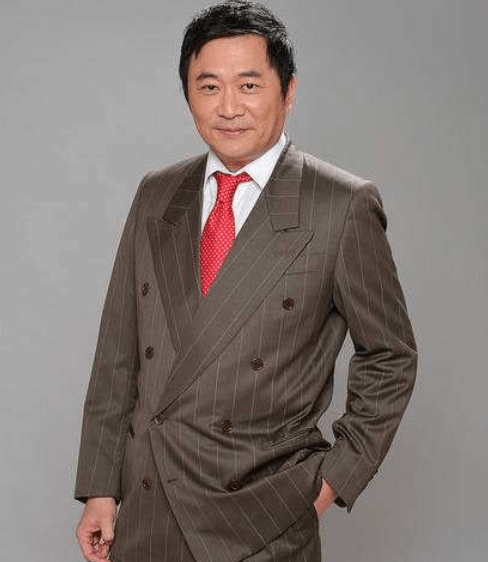 汤志伟:骗妻离婚只为娶寡妇,从明星到卖蛋糕,他怎么变这样?