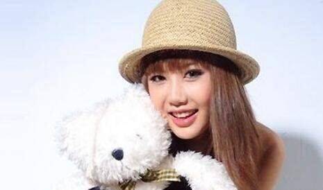 手术台因整容的女明星：有人自毁前途，有人甚至身亡
