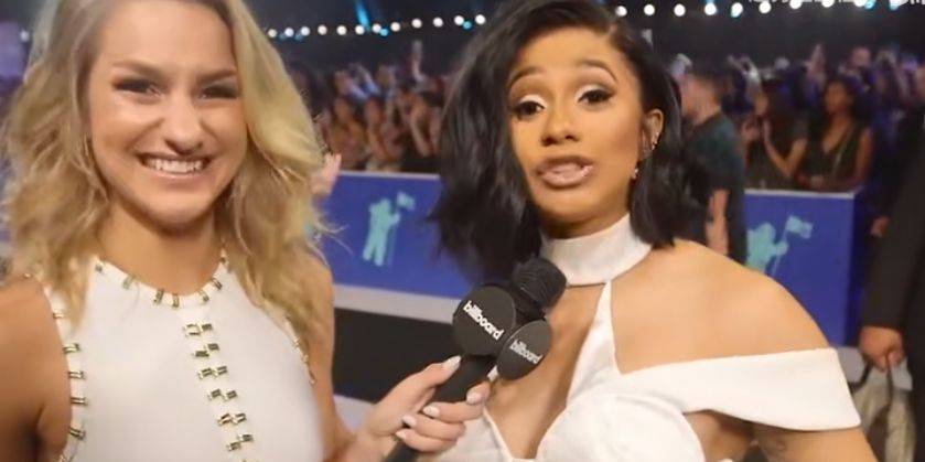 因为|世人觉得她好“婊”，但我好爱