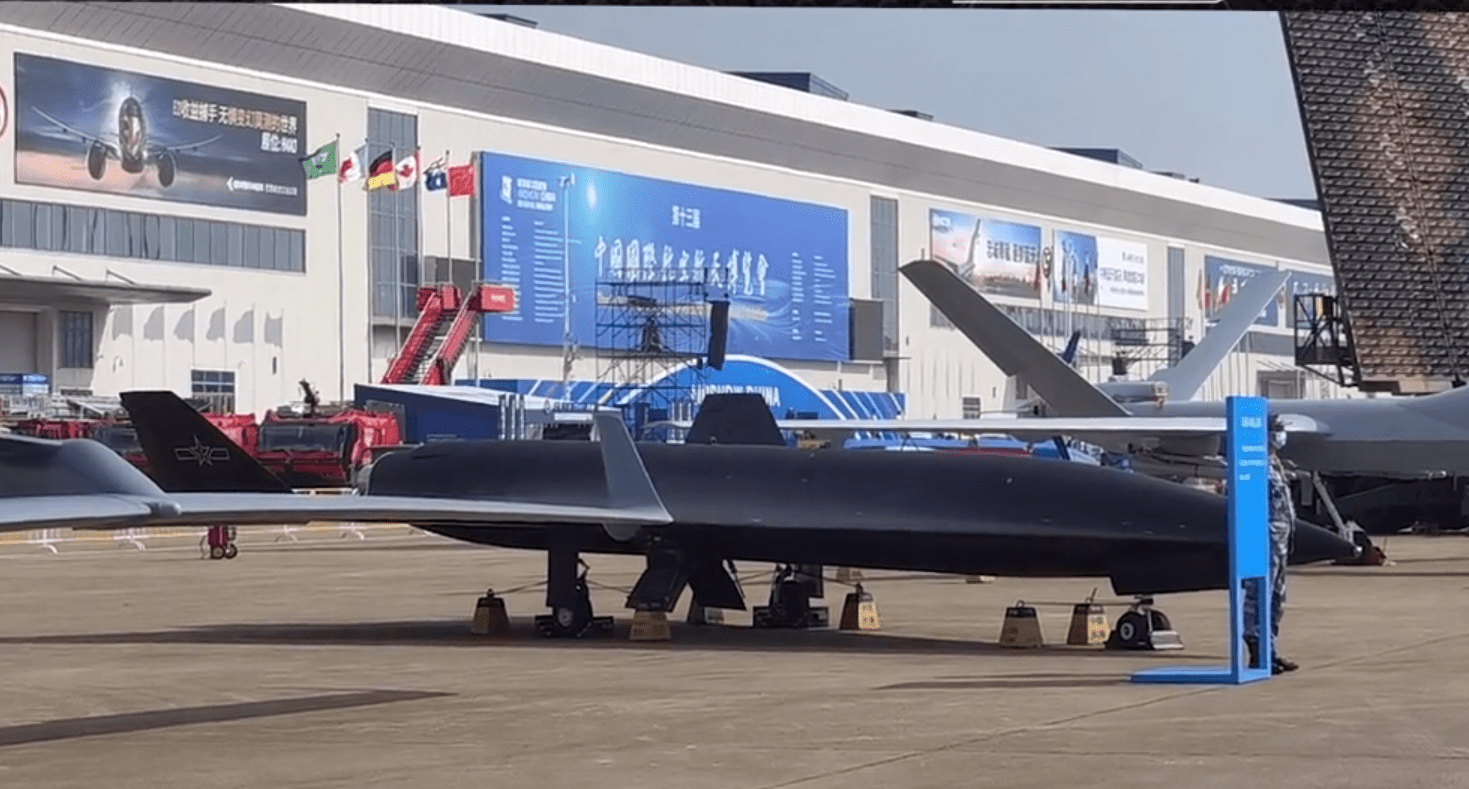 无侦8好似一颗流星防空导弹够不到反导系统拦不住