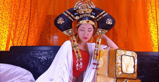 发型鸟窝、缝纫机、钢丝球，女明星奇奇怪怪的发型，笑得捂不住嘴