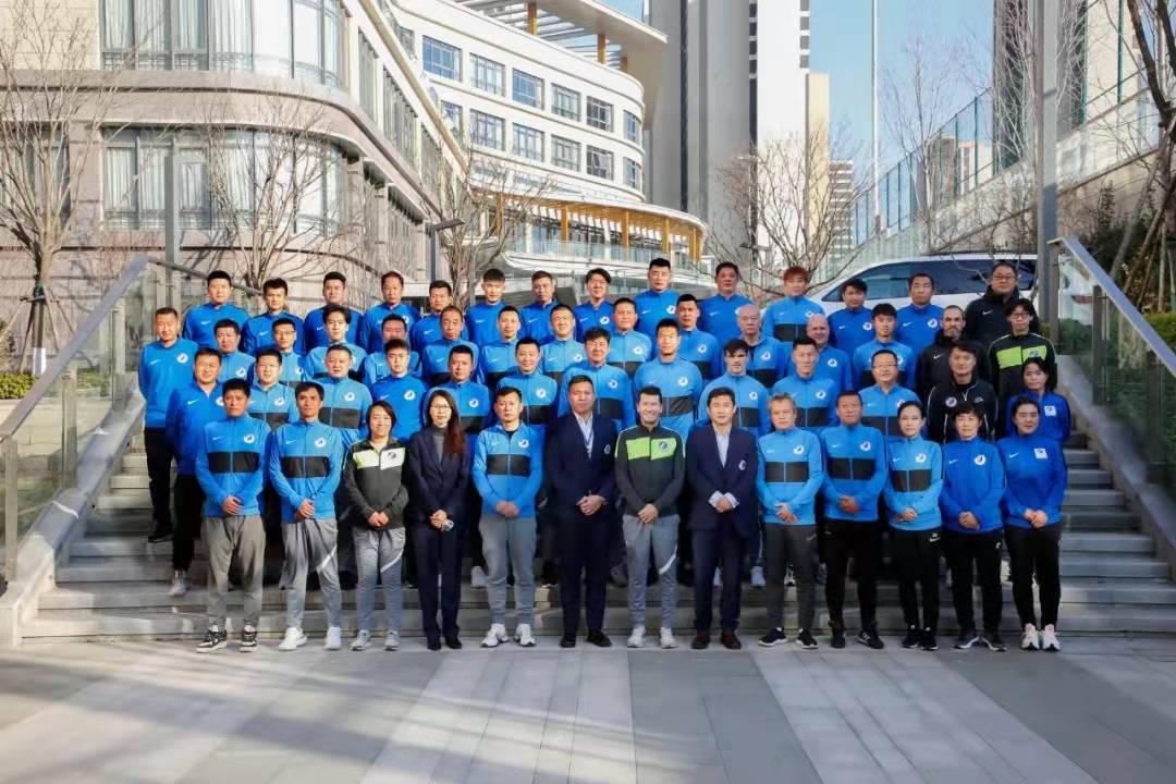 9位大连万达功勋成员 多名前中超球员在列_梯队_教练_青训