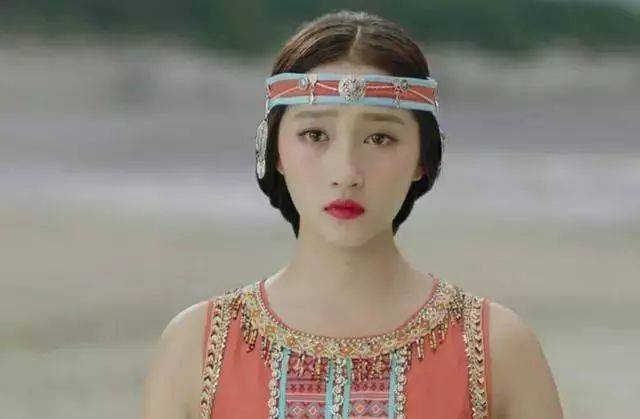 原创戴抹额特别好看的8女星李若彤让人惊艳关晓彤美似圣女