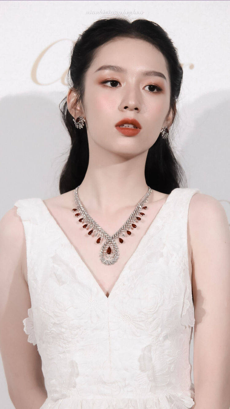 眼睛眼睛不大但很美的女明星，我只服这3位！笑起来太迷人了