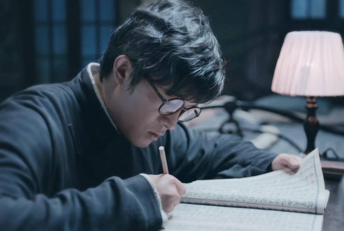 尊严|播出6集，飙升榜第一，杨志刚凭新王炸剧，敢和王一博“掰手腕”