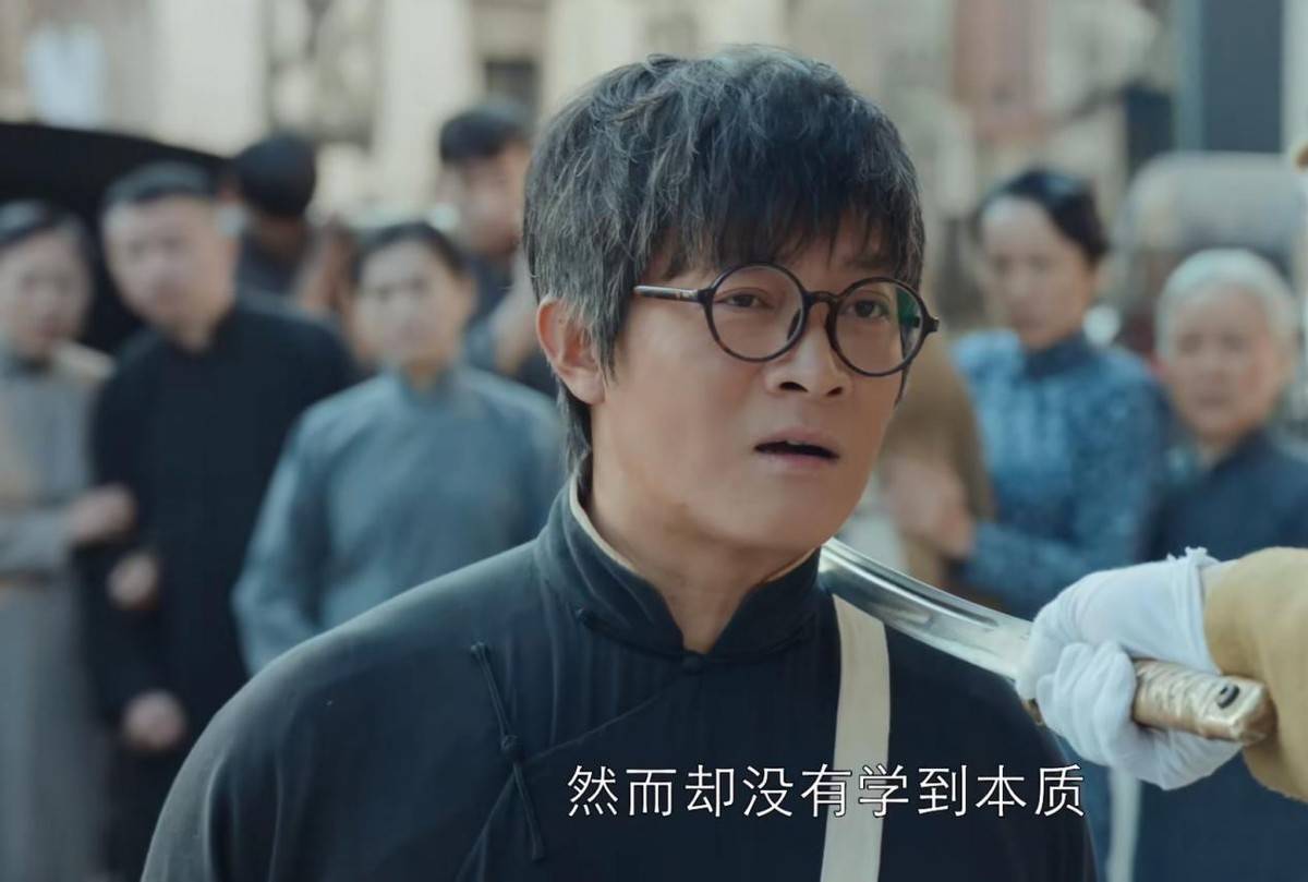 尊严|播出6集，飙升榜第一，杨志刚凭新王炸剧，敢和王一博“掰手腕”