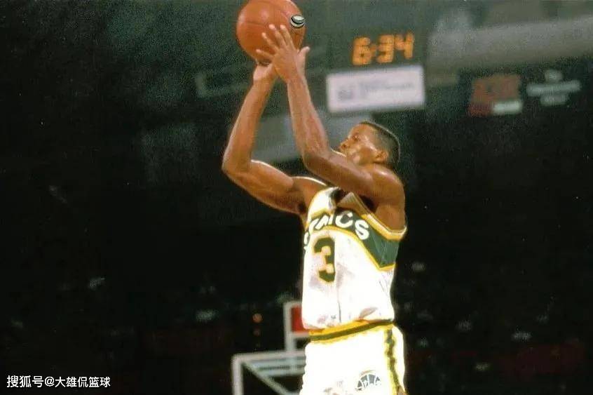 巴雷特26分雷霆胜尼克斯结束连败nba广角·01-01 11:225nba现役年轻