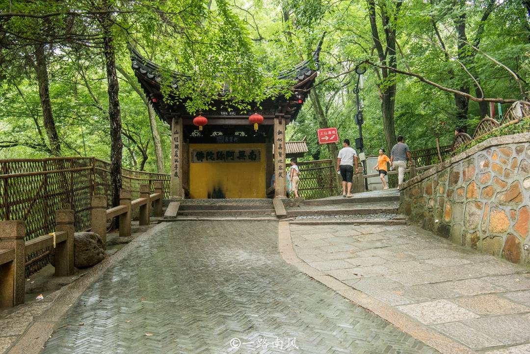 寺庙|越国献西施的地方，竟藏在苏州这座寺庙里，门票仅一元