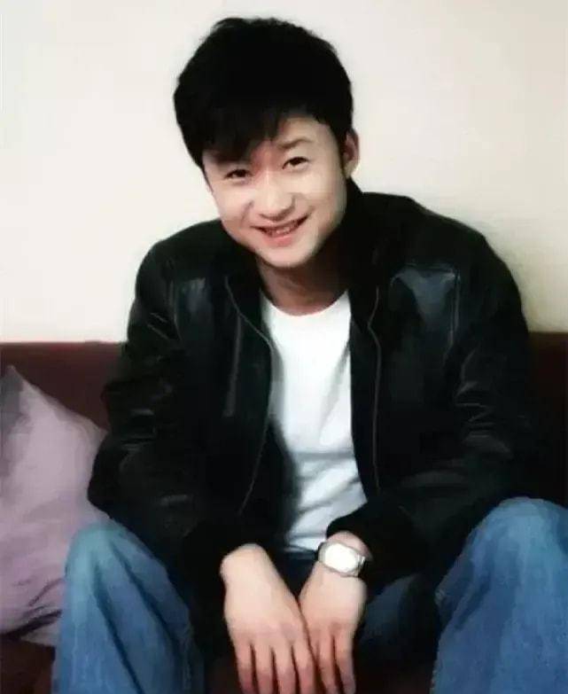 因为|吴京参加节目，导演组翻出3个安全套，谢楠脸红：你带这个干嘛啦