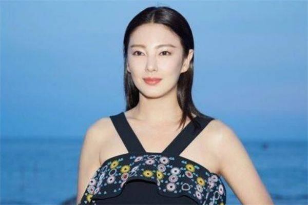 盘点娱乐圈里漂亮但嗓子不好的女演员