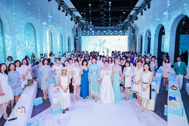 财富自由由BODY JAZZ新店开幕，见女性商业共创新模式