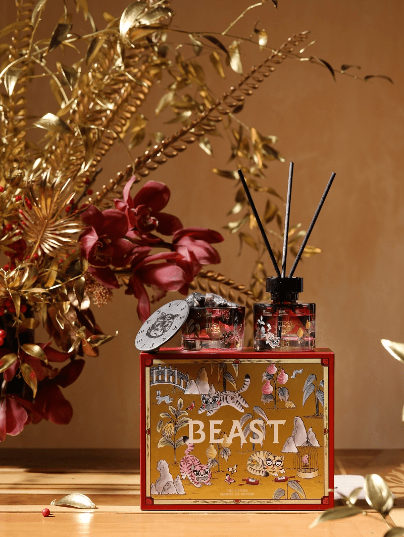 酷酷醉虎下山井柏然野兽派虎年贺岁大片俏皮释出