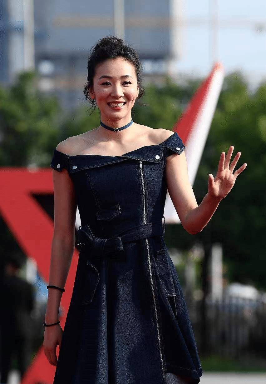 原创女篮颜值天花板还记得女神赵爽吗就在今天31岁的她宣布退役