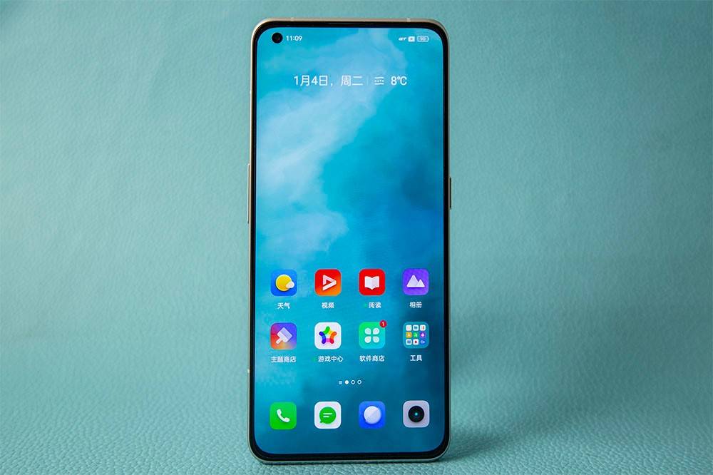 真我GT2 Pro首发评测：为年轻人打造的高端旗舰