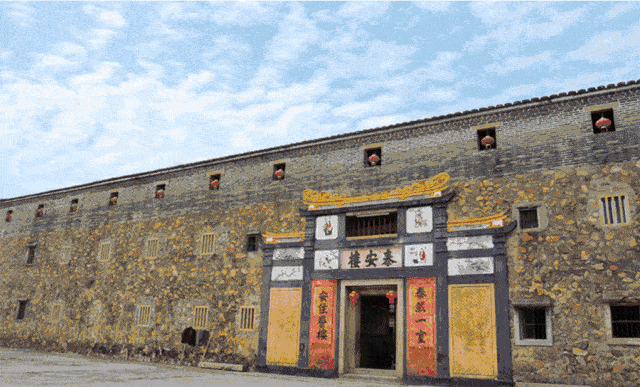 梅州她就是自然风光精彩,水光山色历史文化悠久,源远流长这座城市地处