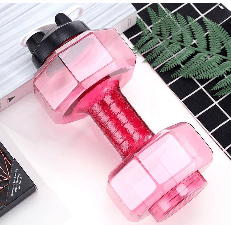 超越 红毯礼服贵的就好？梅婷、热巴高定翻车，杨超越却凭百元裙子惊艳