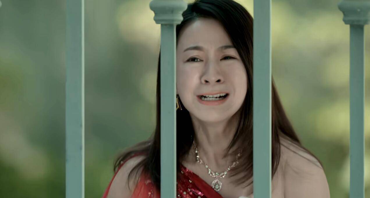 兄弟|4条主线齐进，3分钟一反转！TVB新剧《家族荣耀》开播就有那味了