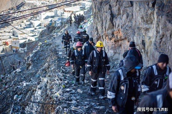 因为|地球上最“惨”的贫民窟，居民靠挖金矿为生，生活却堪比人间炼狱