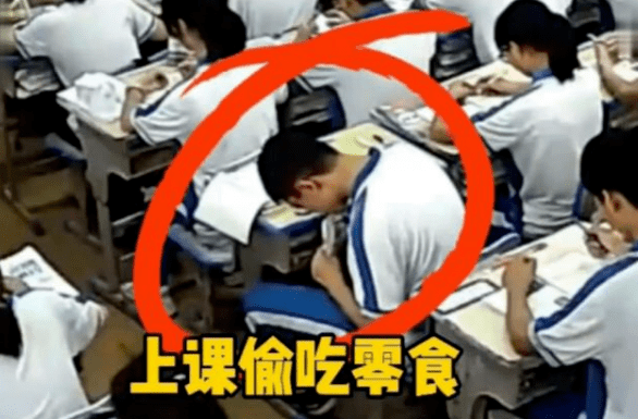 同学|学校可能不再提供这项服务，学生吃的问题有了保障，家长拍手称赞