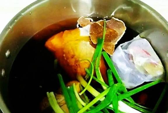 怎样把肉煮得软烂 78a5f9846654417f8424463f13a249b1.jpeg