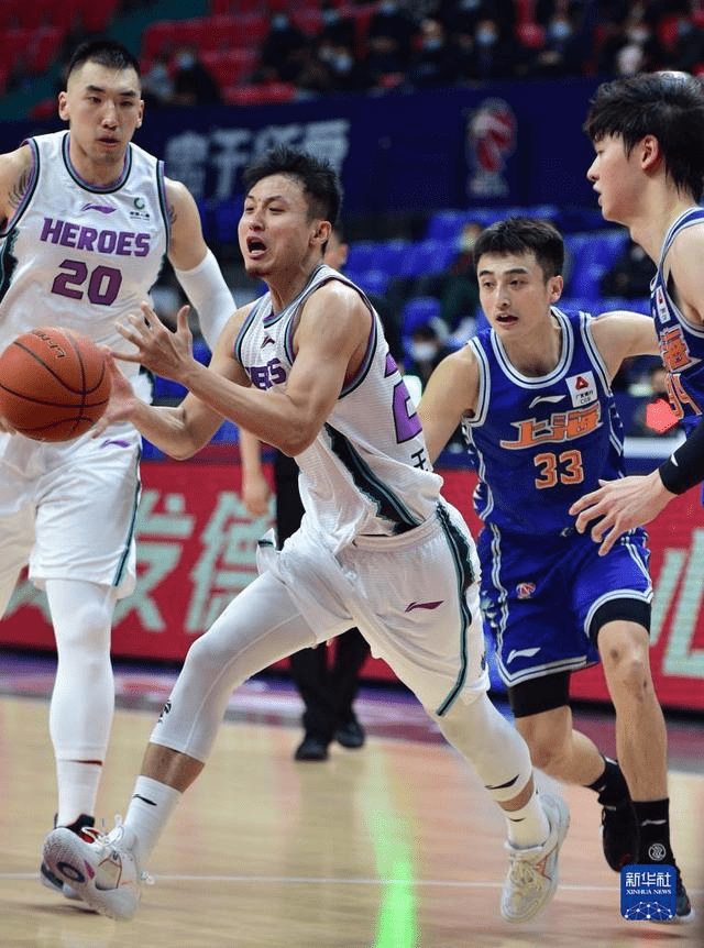 1|有望取得連勝！CBA唯一全華班江蘇夠弱，山東高速取勝毫無(wú)懸念