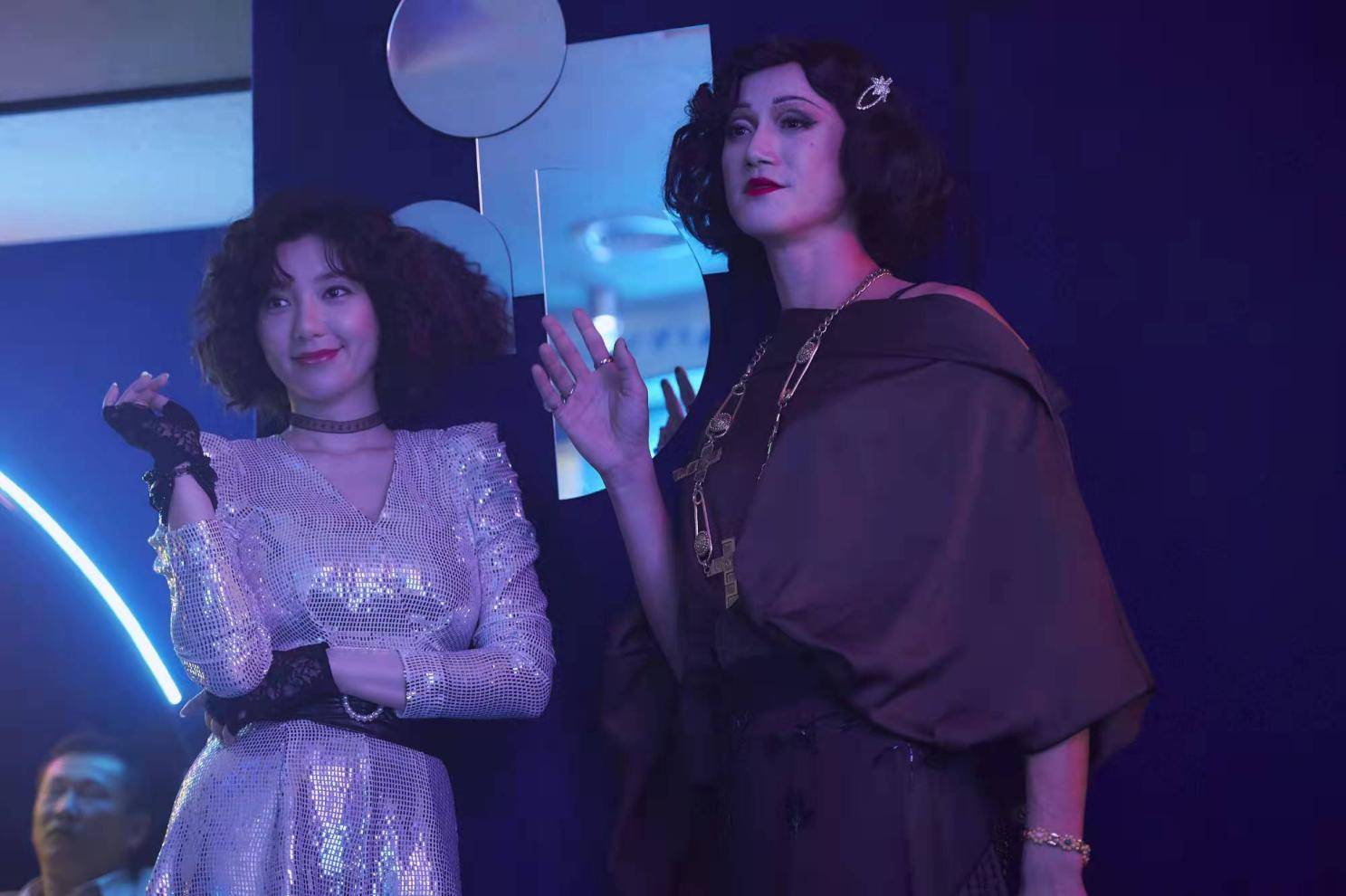 爱子|从8.1分到7.3分，网飞爆款华语剧崩了？