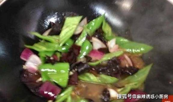 什么菜做出来可以吃好多顿 0e22021b068f4cca8224d5038450631d.jpeg