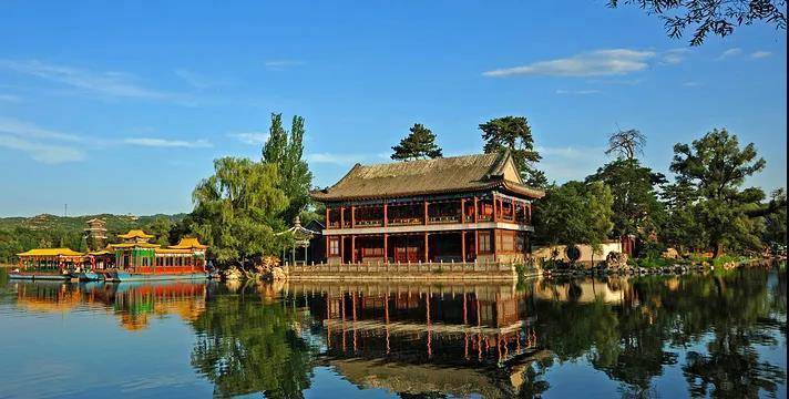 清朝的皇家庄园，年平均温度10度，就在河北承德