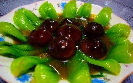 香菇配什么做素饺子馅 f742a7ced0c54cd4a44158dac7534f66.jpeg