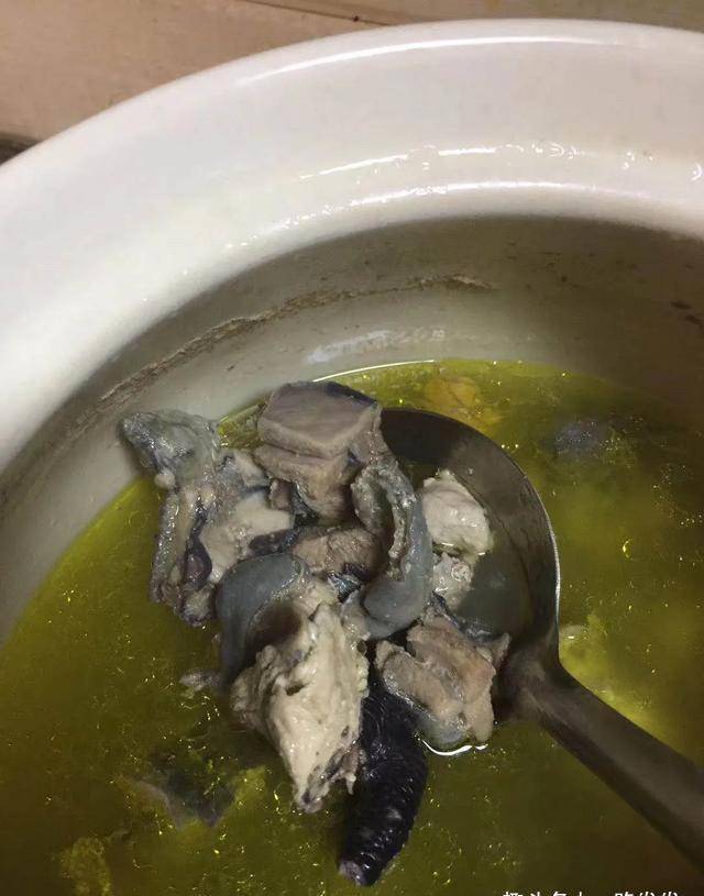 怎么炖鸡汤才清澈 15982c02205749a1a2392813e4edadc2.jpeg
