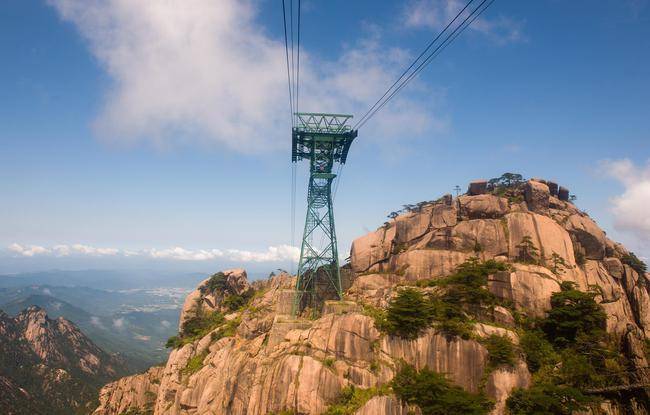 黄山玉屏索道和云谷索道区别，一前一后，一新一旧，运输效率不同