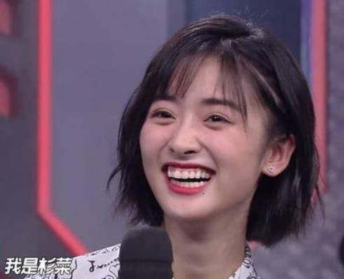 这15位明星的牙,"丑"得千奇百怪,太出乎意料_牙齿_笑容_唐艺昕