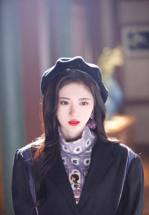 发型古装剧和现代剧妆容一样的女明星们，你们能走点心吗？