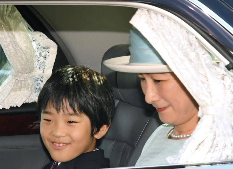 日本皇室遇危机？41年只有一个独苗悠仁，还重男轻女“逼走”公主