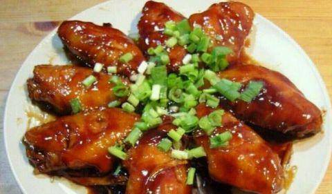 可乐鸡翅怎么做好吃又下饭 8e2a8fb778fe47a6954e540df9046155.jpeg
