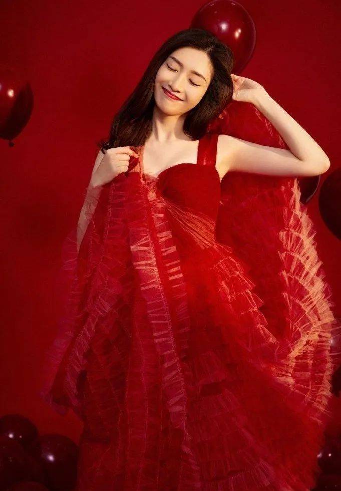 小天00后小花厮杀战，这次刘浩存输得有点惨…