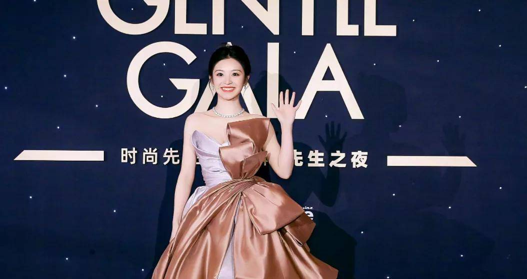 小天生图秒杀宋祖儿的天降紫微星，颜霸甜心可太绝了！