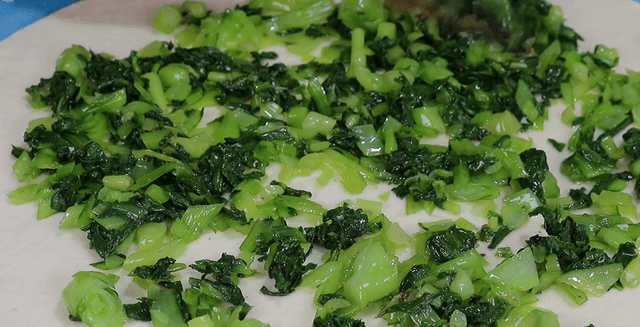 加入適量|冬季干燥易上火，多吃這鍋素菜卷，不發面不醒面，出鍋孩子搶著吃