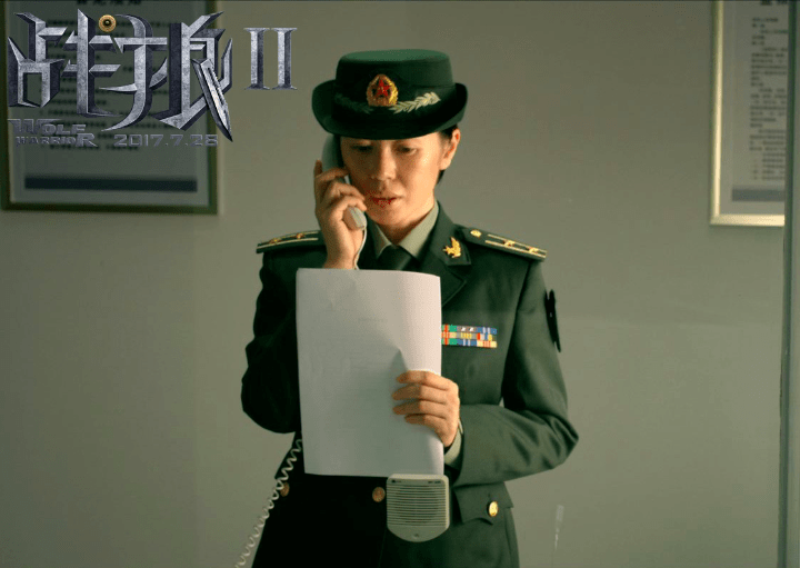 劉濤新劇演精英警察 假發明顯眼鏡搶眼 看看這幾位演的女警吧 隆平联社