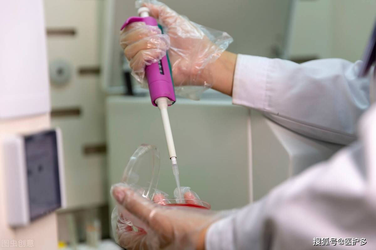 原创医院等核酸结果流产的上海孕妇，自己就是医护人员！