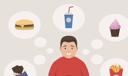 现实|10岁女儿考第一名，爸爸想抱抱，无奈被现实打败，妈妈在一旁哭了