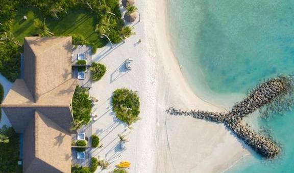 新酒店 | 马尔代夫华尔道夫私人岛屿揭幕，有 32000 尺的水上别墅