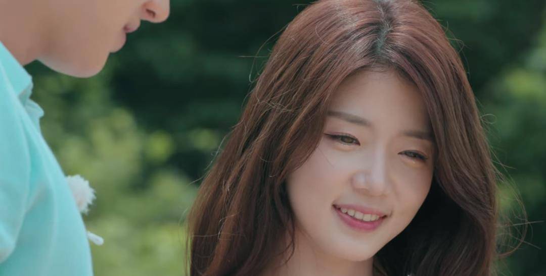 宋智雅|三个男人同时为她着迷,爆红的宋智雅真的是魅力无限吗?