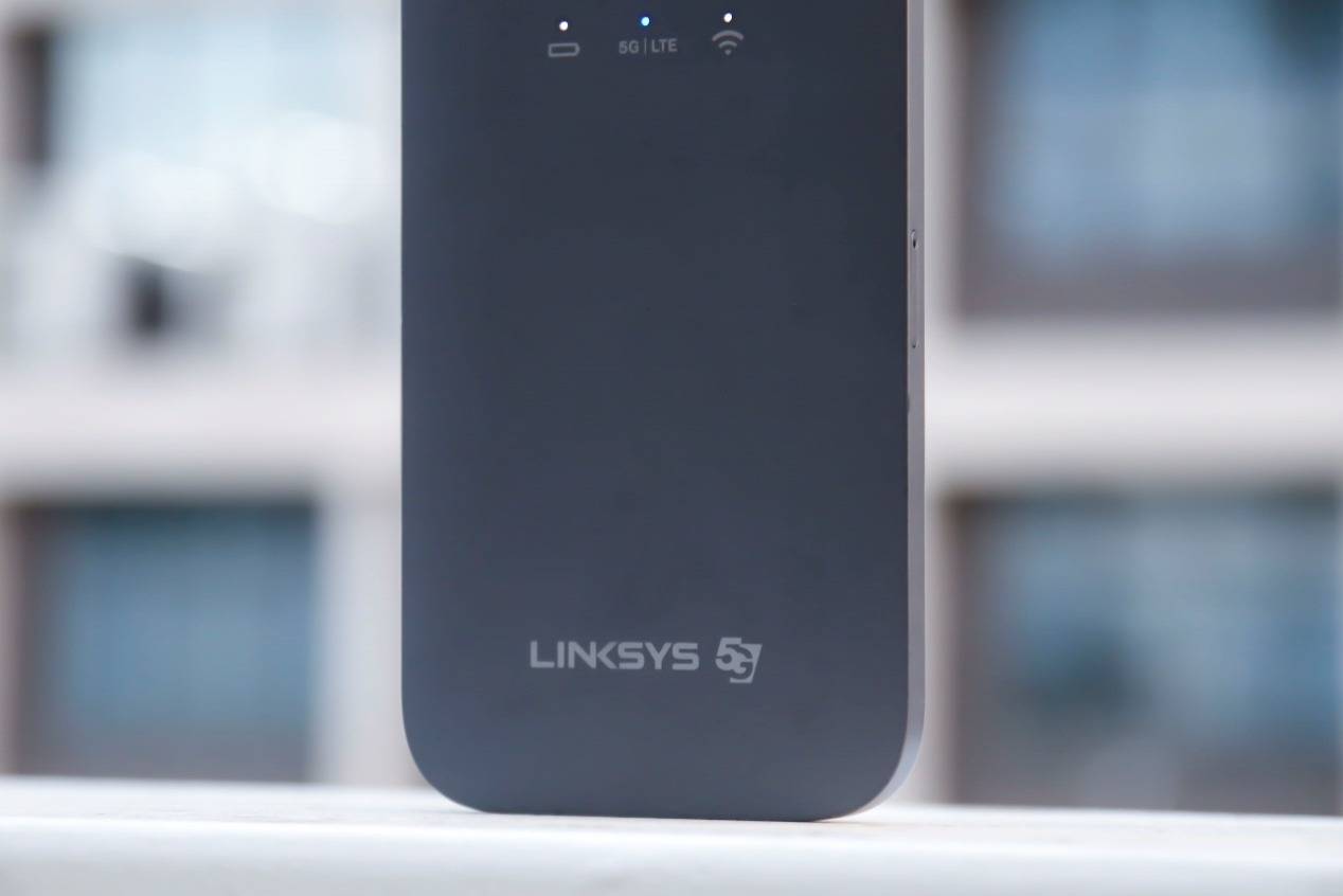 户外团队直播需要解决上网问题？有一台领势随身WiFi就足够