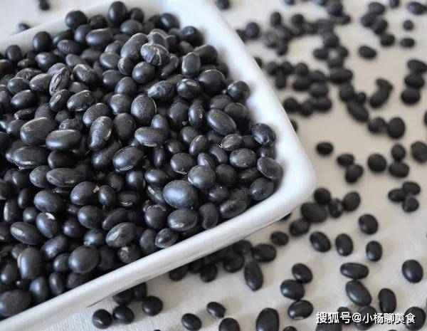 做法|常吃黑豆，身體可獲得4大好處！內附營養食譜，養生的人不要錯過