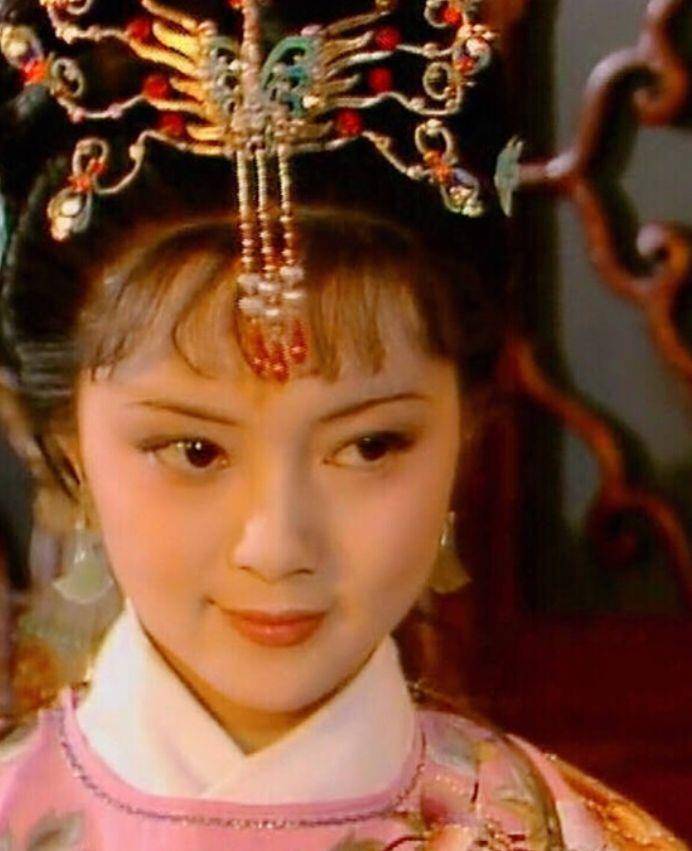 角色|同样受角色折磨，把陈晓旭和欧阳奋强放在一起看，差别太大了