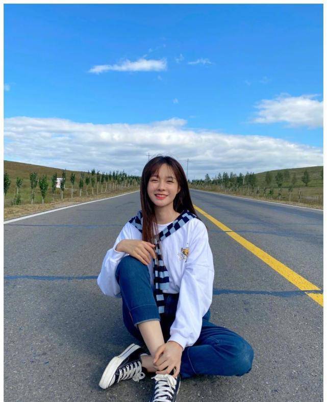 凹造型图片视频大全 bfffe916d527415a9234b4db783b730f.jpeg